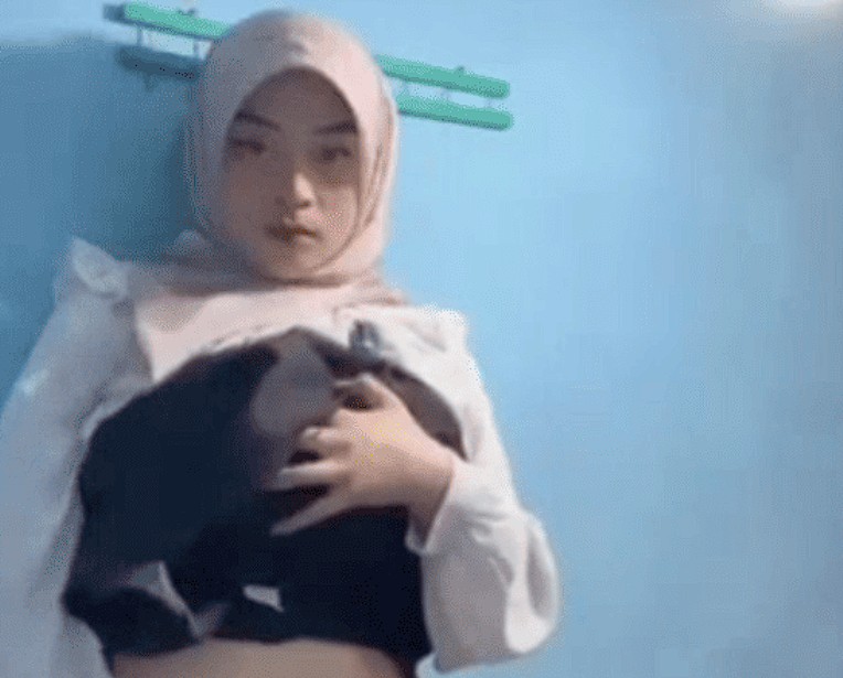Viral Video Ibu Guru Salsa Model Hijab Indonesia Terbaru 2025