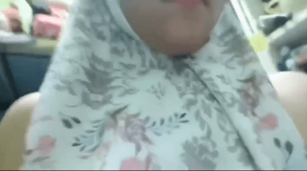 Tante Muda Malay Enjoy Menikmati Dermainan Dalam