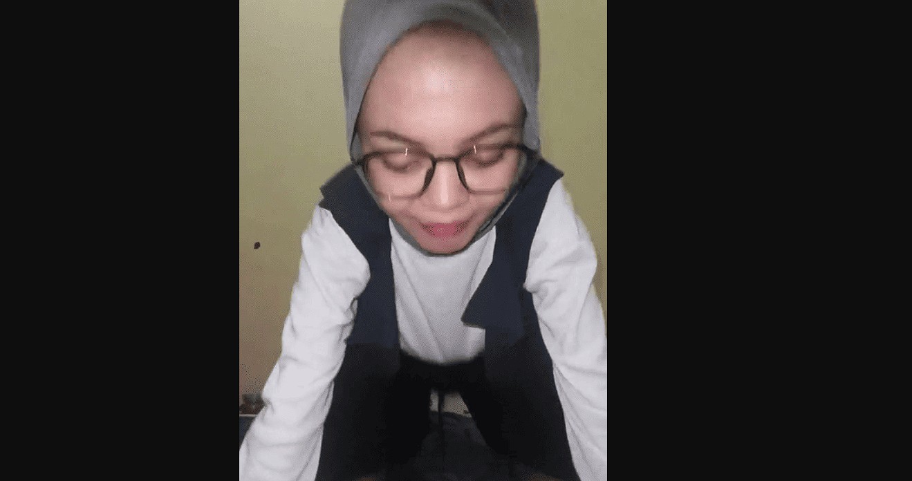 Mahasiswi Hijab Kacamata Kerja Kelompok Berujung Wik Wik