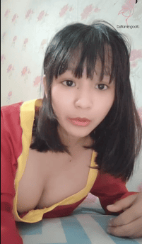 Rara Nadifa Lagi Sange Nonton Film Sambil Manjain Apem