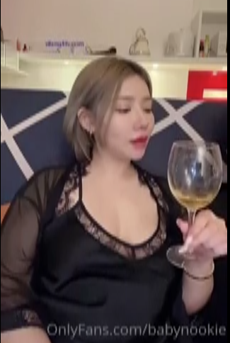Tante Cantik Kesepian Nunggu Bestie Yang Bisa Bikin Anget Full Joy
