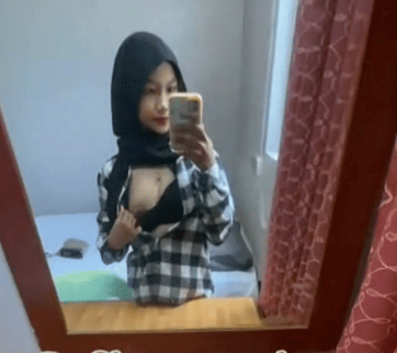 Pulang Sekolah Abg Hijab Cantik Diangkut Boss Dapet Cuan Gede Pengen Beli Barang Baru