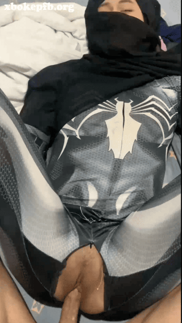 Selebgram Indo Cosplay Super Hero Fokus Asyik Digoyang Pacar